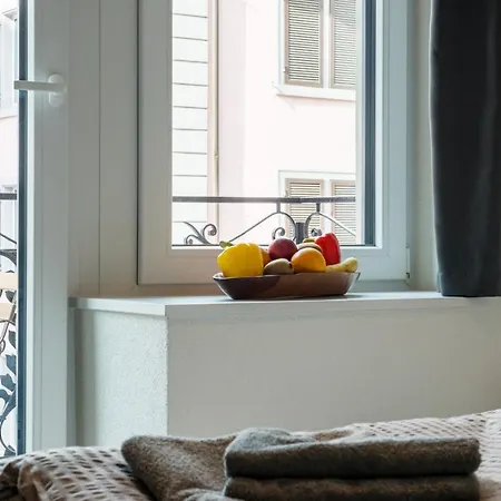 Hitrental Station Apartment Zurich