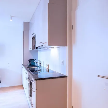 Hitrental Station Apartment