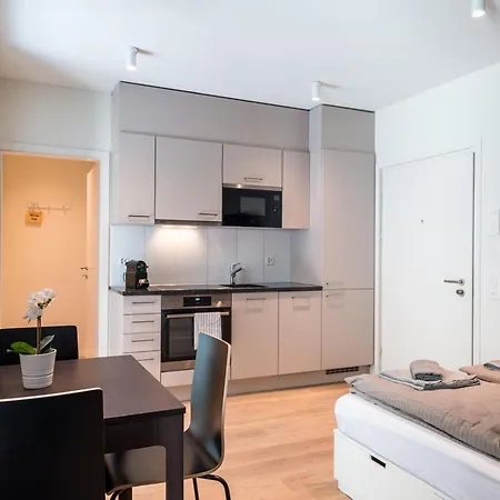 Apartment Hitrental Station *