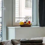 Апартаменты Hitrental Station *