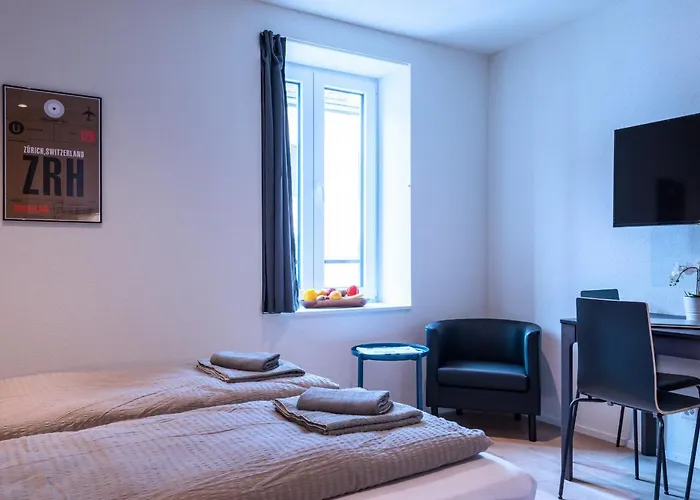 Hitrental Station Apartment