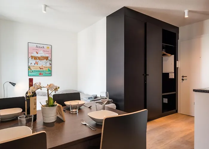 Hitrental Station * Zurich