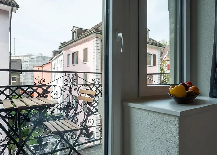 Hitrental Station Apartment Zurich