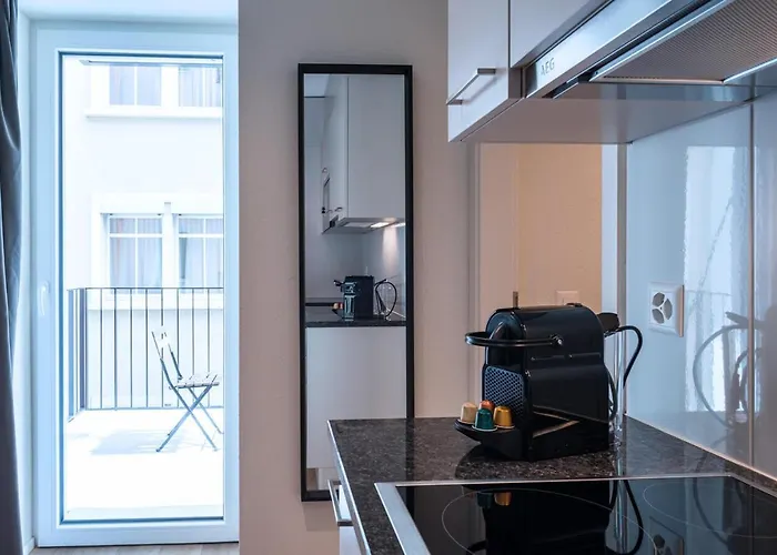 Apartment Hitrental Station